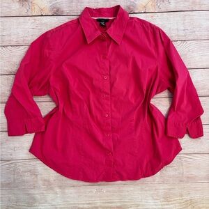 Women’s buttons down top